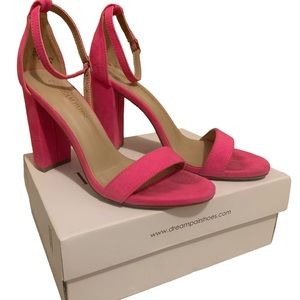 Women’s Size 7, 4 inch Chunky Dream Paris High Heels